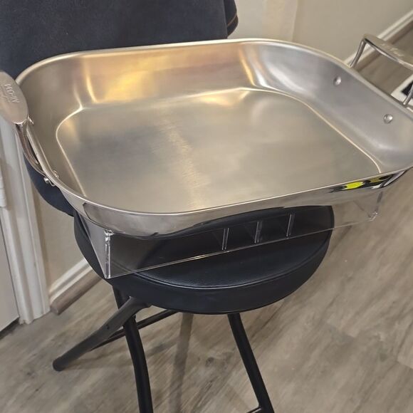 All-Clad D3 Stainless Steel Large Flared Roaster No Rack - Picture 4 of 9